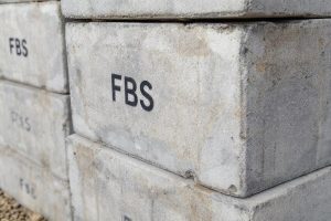 Фундаментные блоки ФБС: выбор, размеры и монтаж