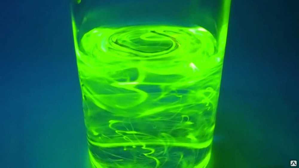 Флуоресце́нция, или флюоресценция — это физический процесс излучения кванта света при спонтанном переходе электрона с возбуждённого уровня на основной