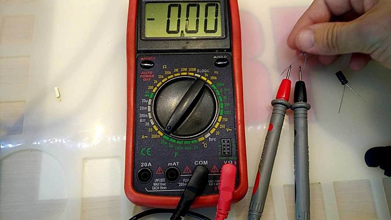 Как проверить конденсатор на работоспособность мультиметром и без прибора