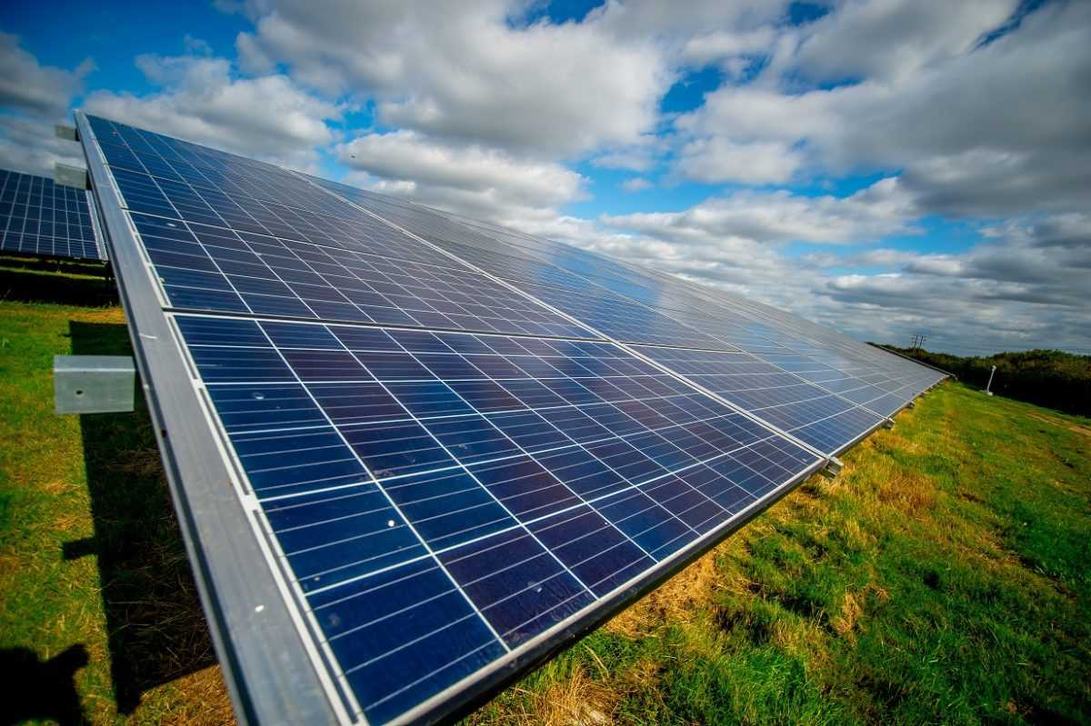 Виды домашних солнечных электростанций: сетевые, автономные и комбинированные