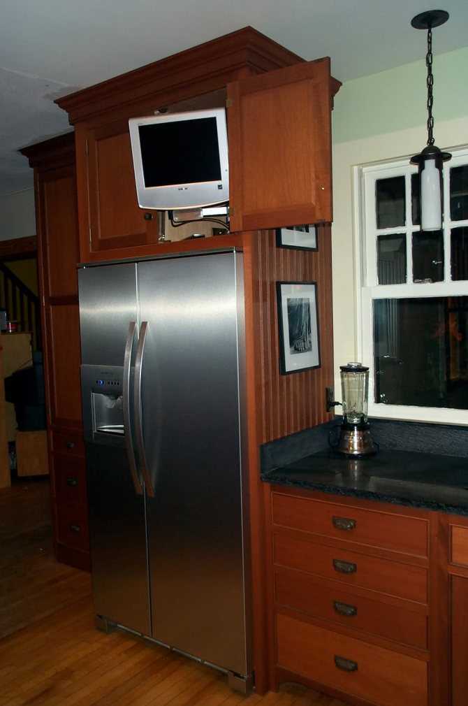 Можно ли на холодильник ставить телевизор: правила размещения на кухне, электромагнитное излучение, советы и рекомендации